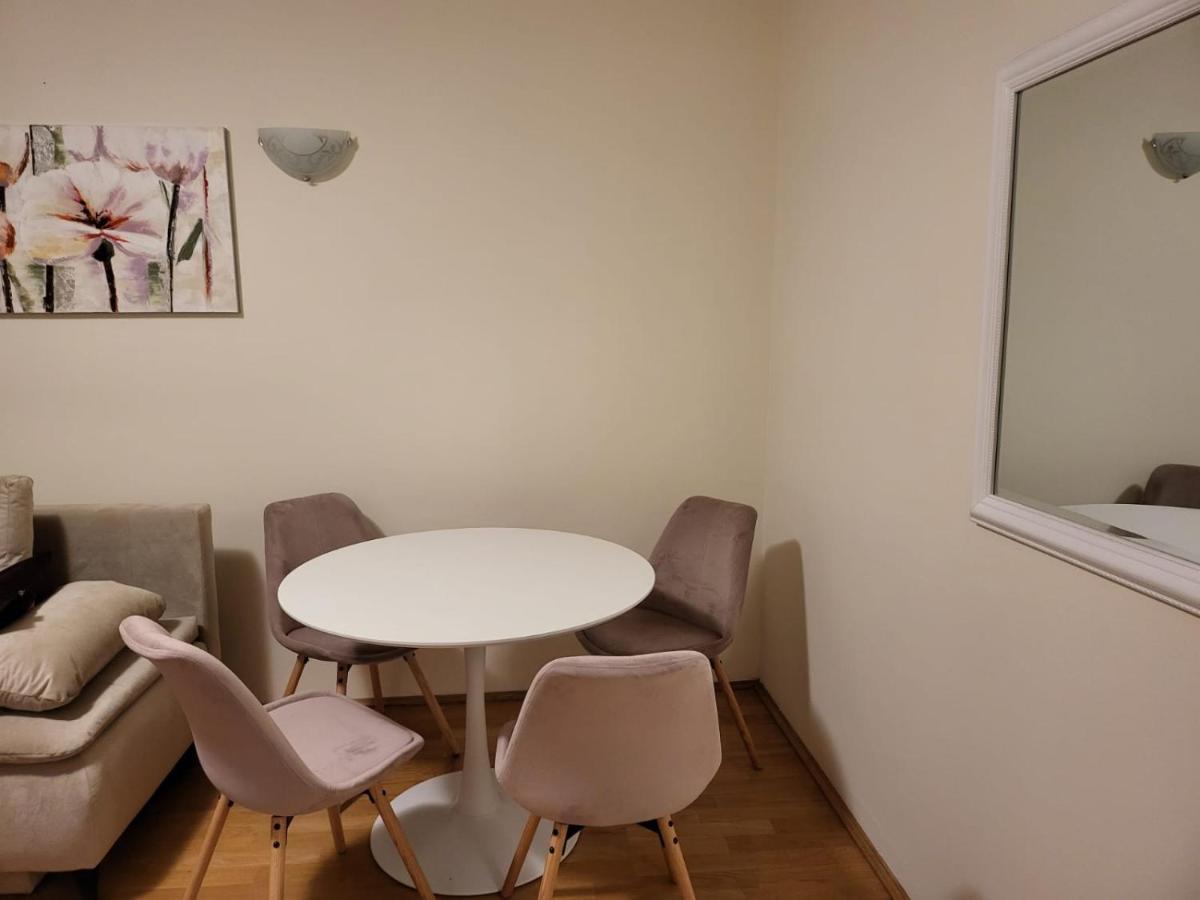 Downtown Apartment Boutique Green Garden Unirii 布加勒斯特 外观 照片