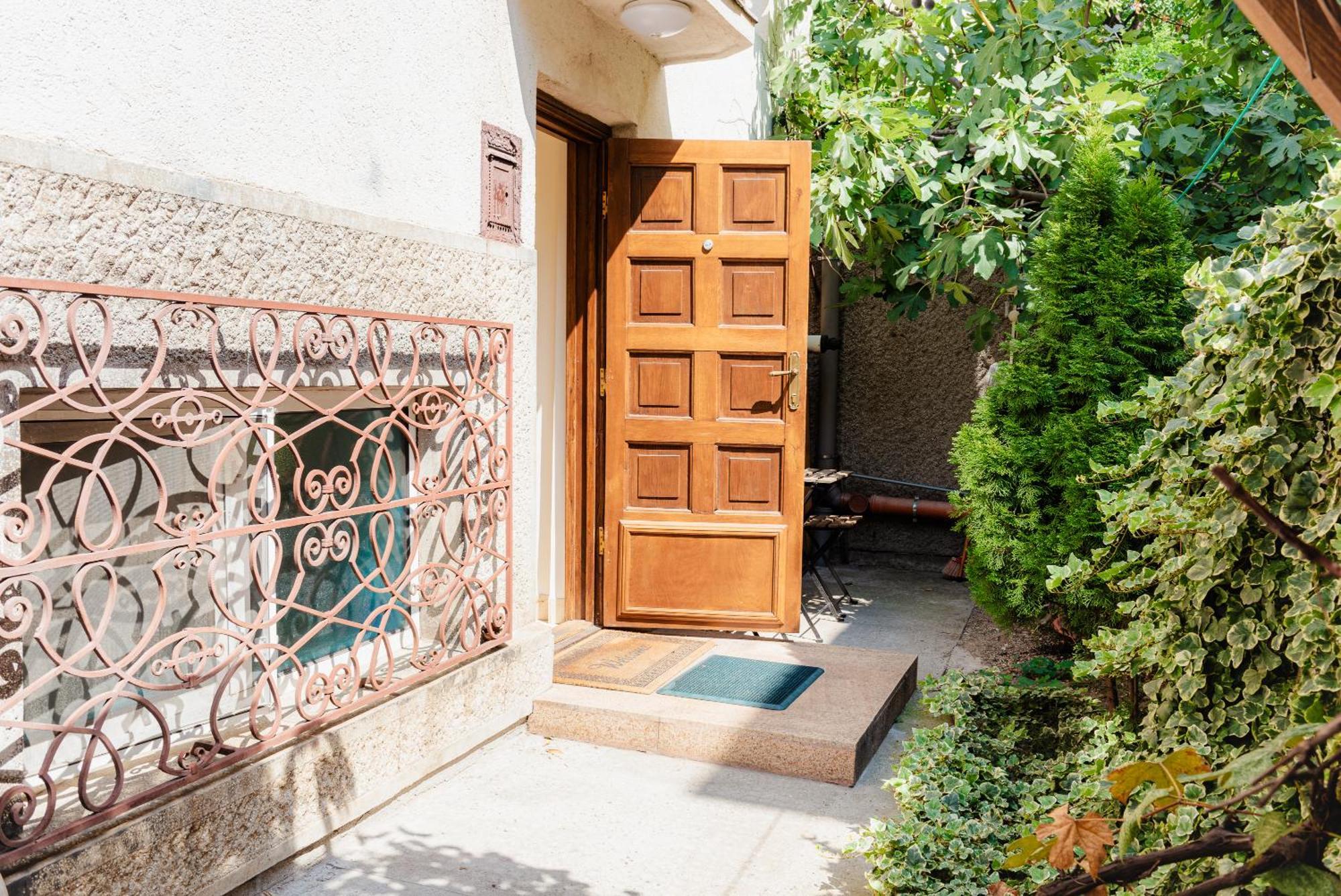Downtown Apartment Boutique Green Garden Unirii 布加勒斯特 外观 照片